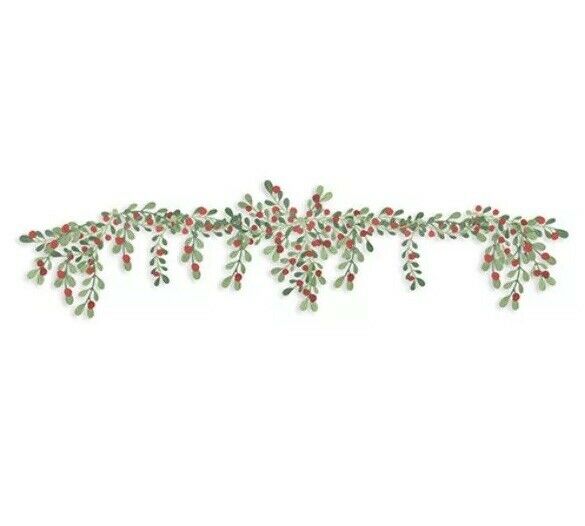 Martha Stewart Crafts Paper Christmas Holly Garland, Green And Red