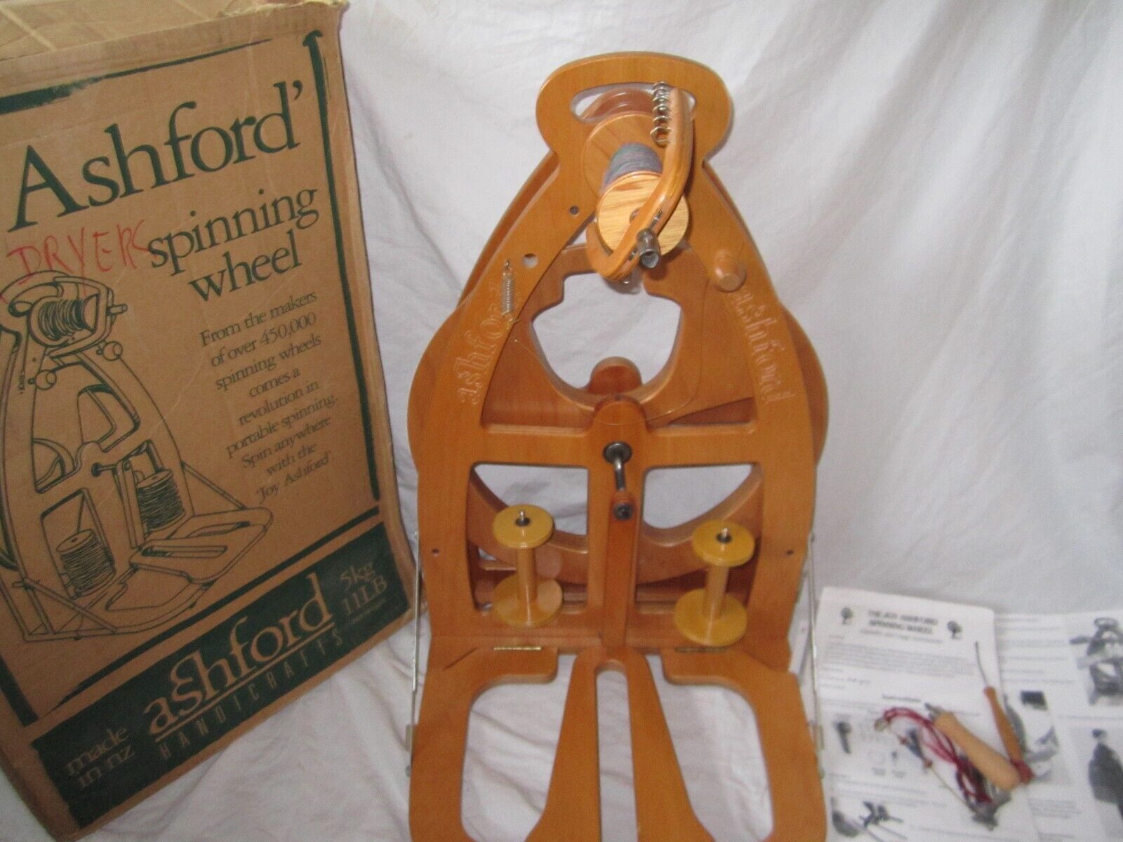 Ashford Joy Portable Spinning Wheel Single Treadle W 3 Bobbins, Tools + Orig Box