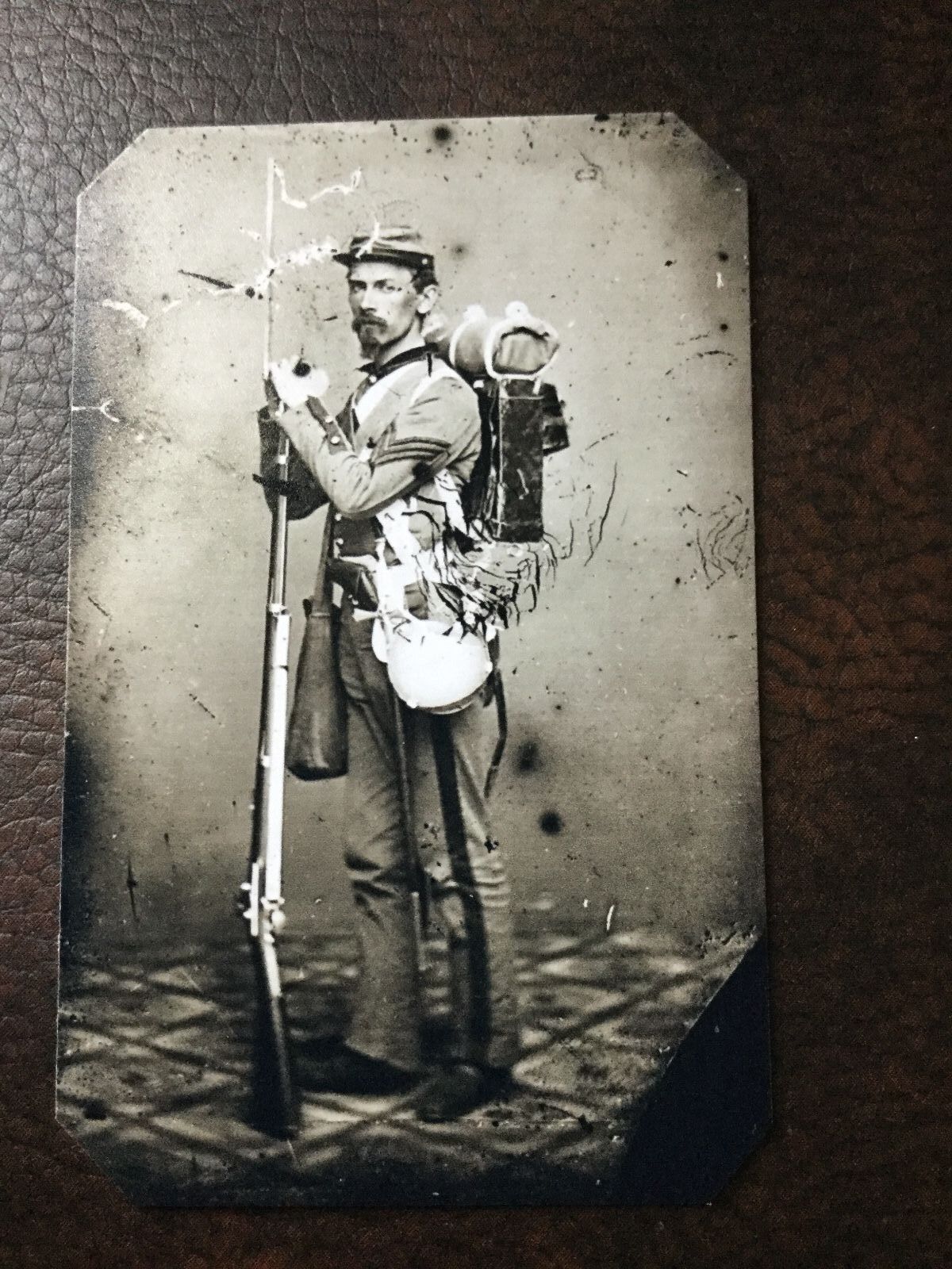Civil War Military Soldier With Rifle & Backpack Tintype C218rp