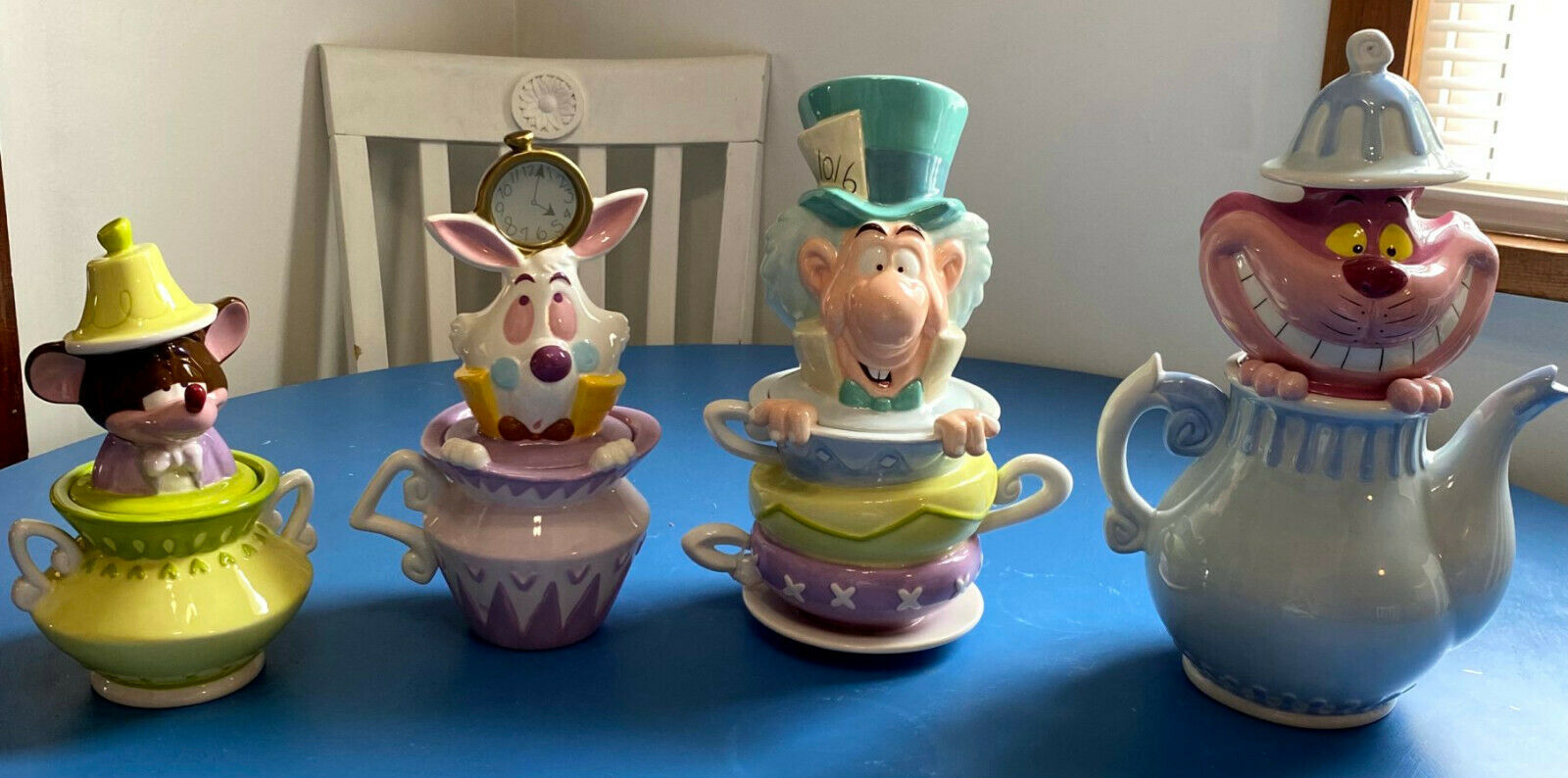 Disney Alice In Wonderland 4 Piece Canister Set Rare